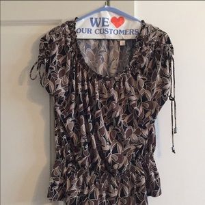 Super Cute Brown and Black Top. Size XL